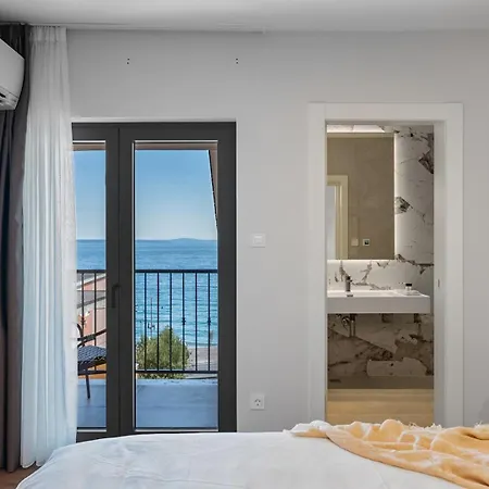 فيلة New! Seaview Bota: A Luxurious Coastal Retreat In