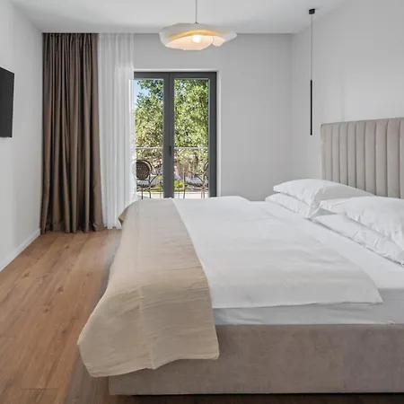 New! Seaview Bota: A Luxurious Coastal Retreat In فيلة *