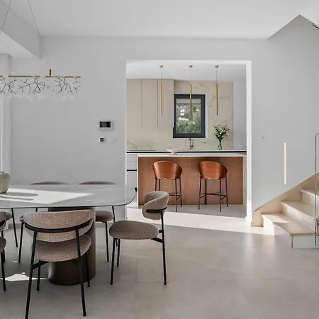 New! Seaview Bota: A Luxurious Coastal Retreat In *