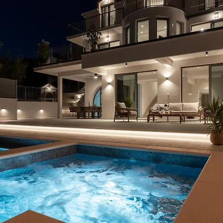 New! Seaview Bota: A Luxurious Coastal Retreat In فيلة *