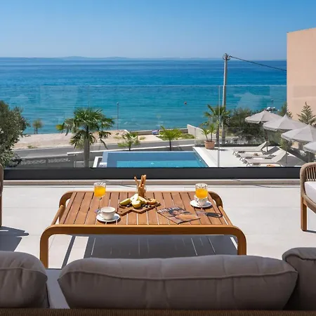 فيلة New! Seaview Bota: A Luxurious Coastal Retreat In